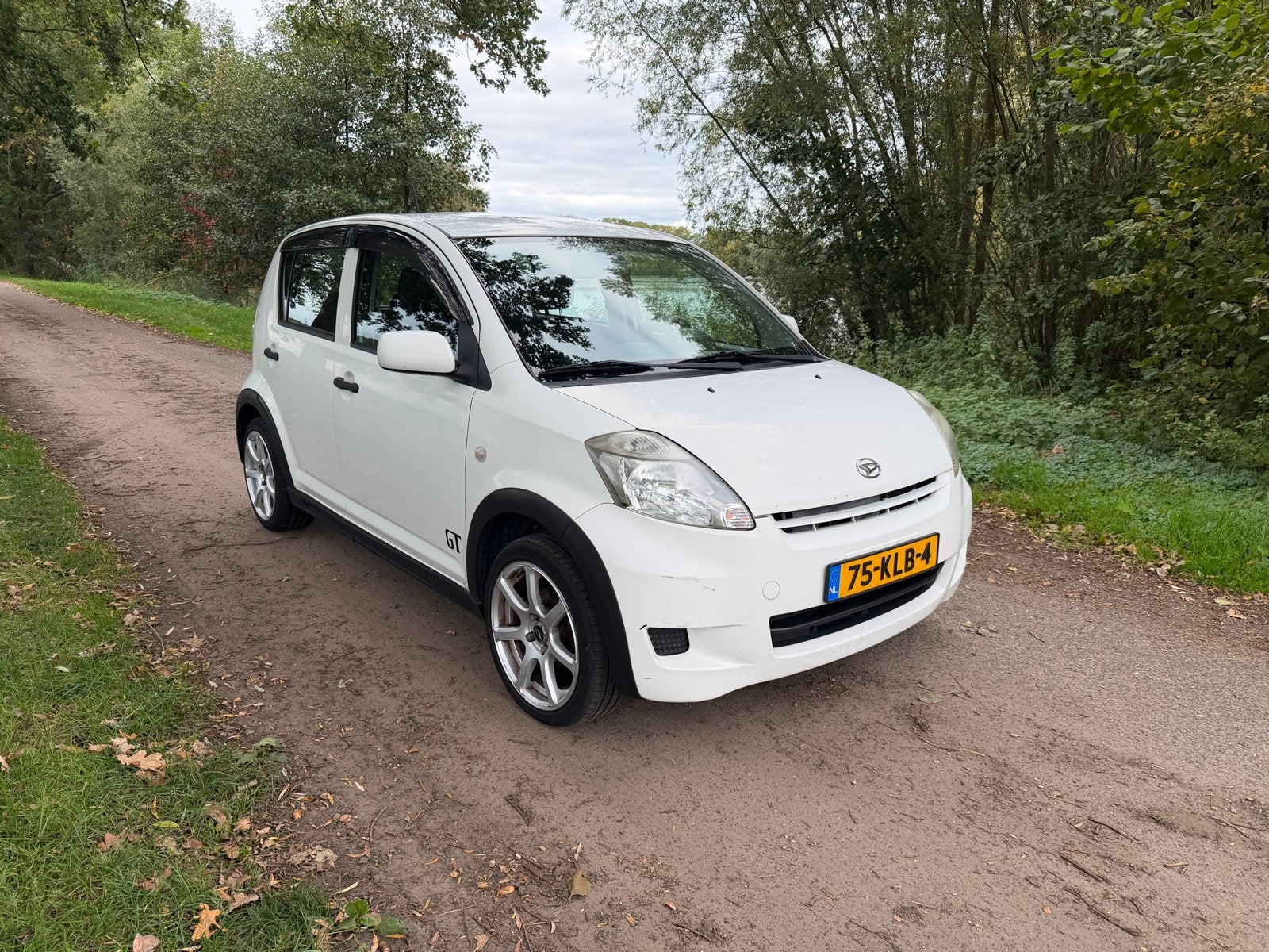 Daihatsu Sirion 2 1.3 NAP  | 5drs | Luxe auto | 1e eigenaar, Voorwielaandrijving, 31 €/maand, 4 cilinders, Wit