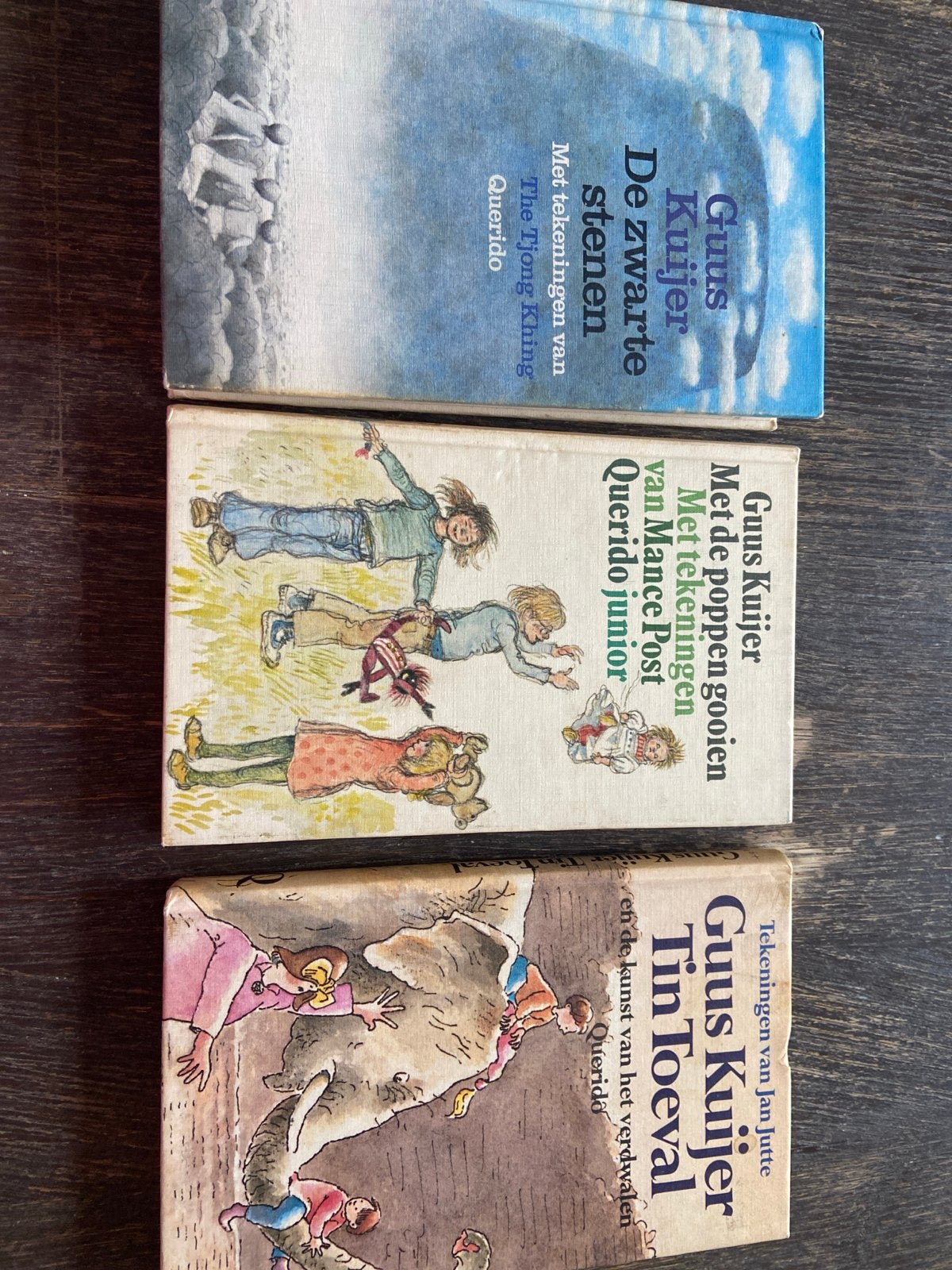Guus Kuijer boeken set: De zwarte stenen, Met de poppen gooi, Ophalen of Verzenden, Gelezen, Fictie algemeen