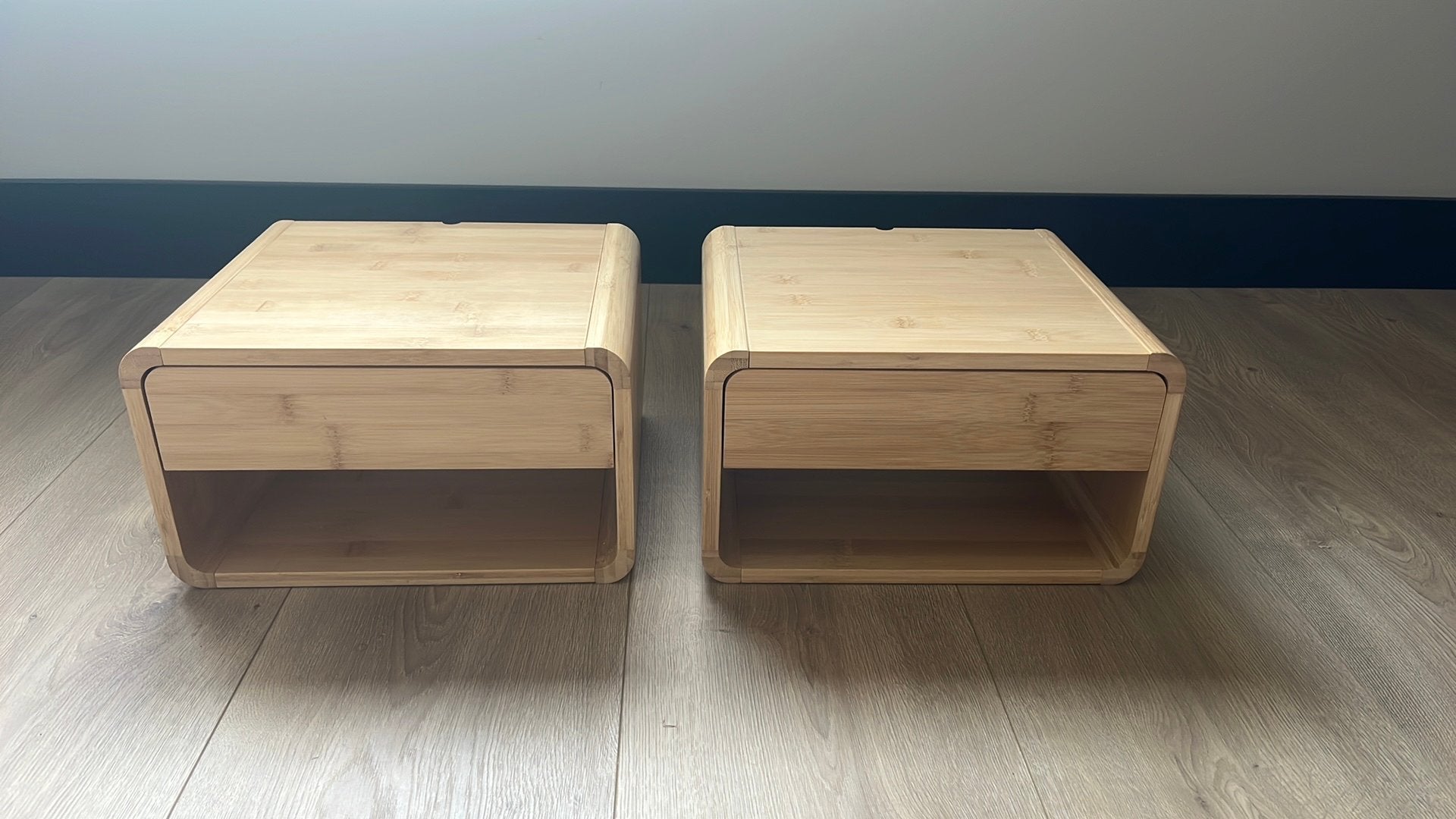 2 stuks buddley zwevend nachtkasje, Ophalen, Zo goed als nieuw, Minder dan 45 cm, Minder dan 55 cm