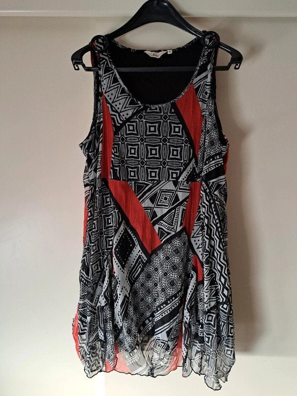 Tuniek van miss Etam, Ophalen of Verzenden, Zo goed als nieuw, Maat 46/48 (XL) of groter