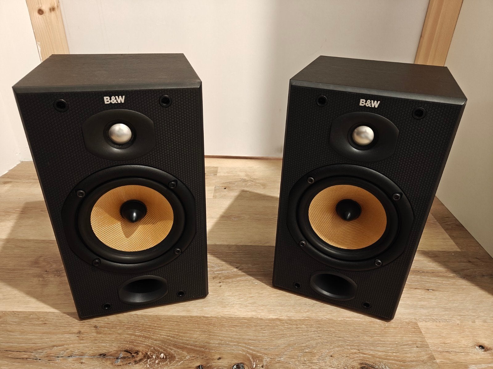 B&W DM601 S2 Boekenplank Luidsprekers, Ophalen of Verzenden, Bowers & Wilkins (B&W), Boekenplank luidspreker, Basreflex