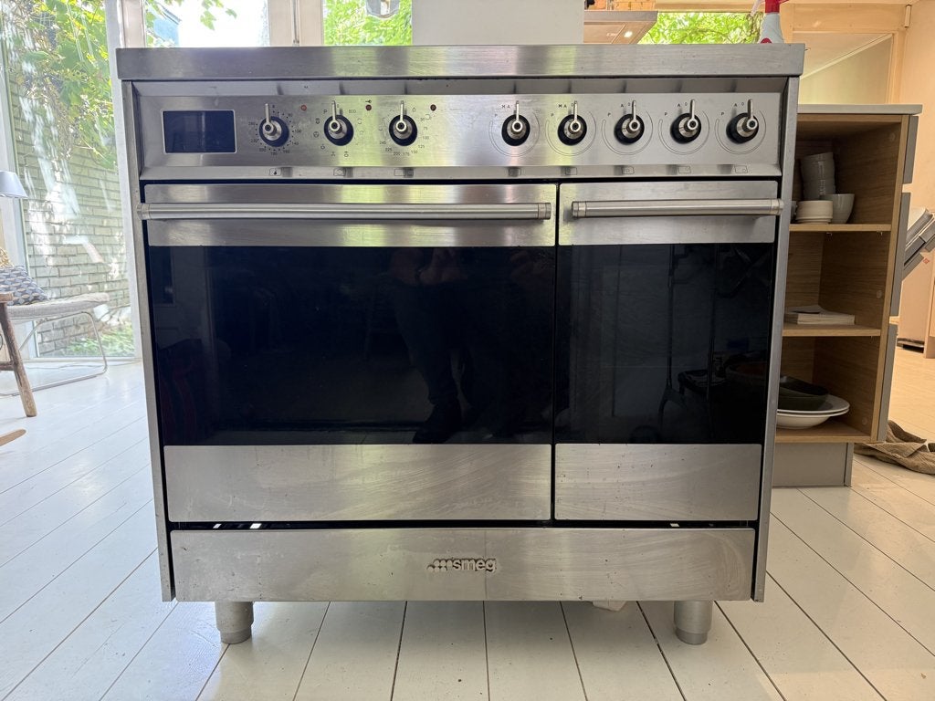 Smeg Inductie Fornuis Heteluchtoven 90 cm, Gebruikt, 60 cm of meer, Inductie, Vrijstaand