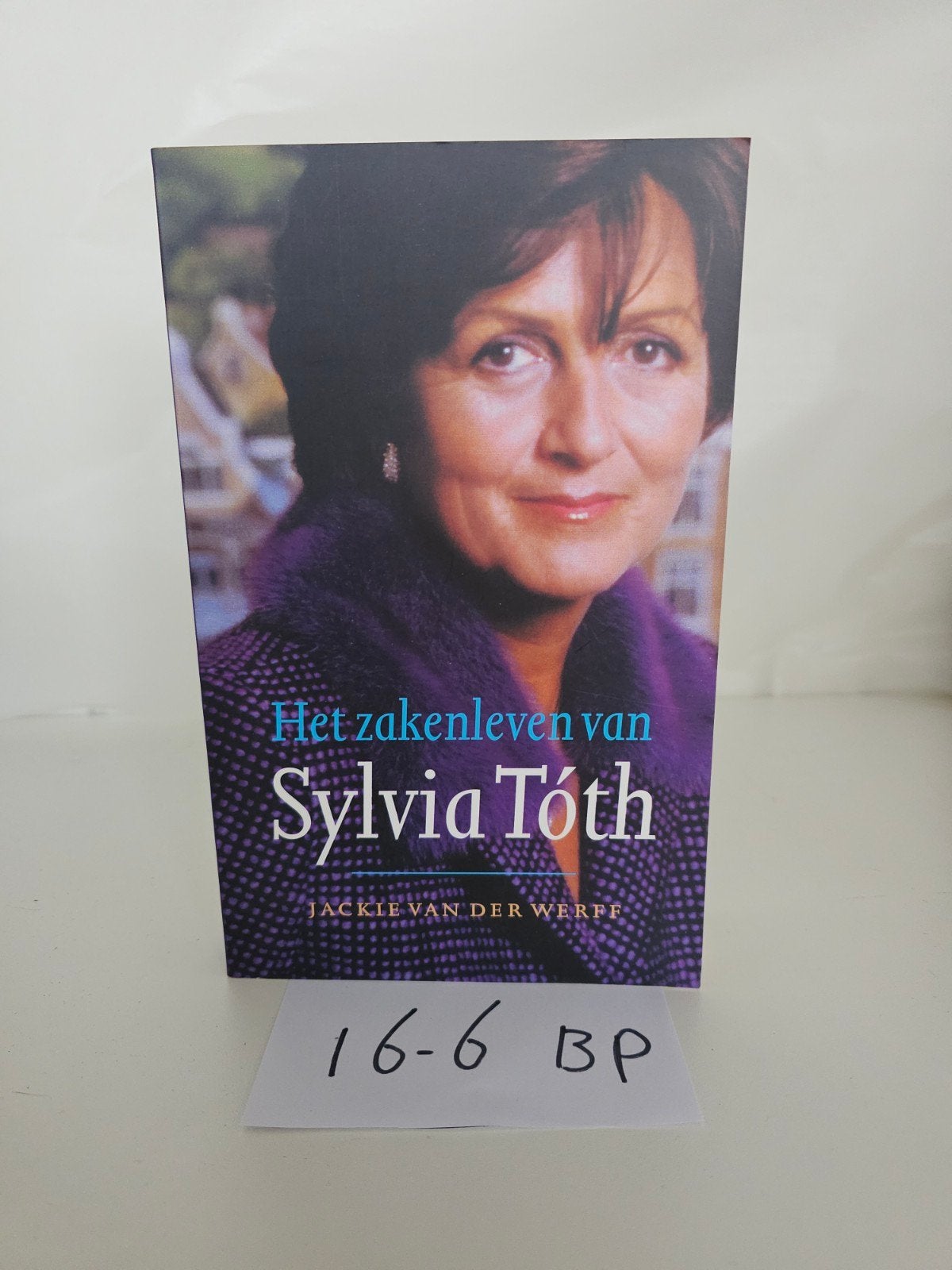 Het Zakenleven van Sylvia Tóth - Jackie van der Werff, Ophalen of Verzenden, Zo goed als nieuw, Jackie van der Werff, Overige