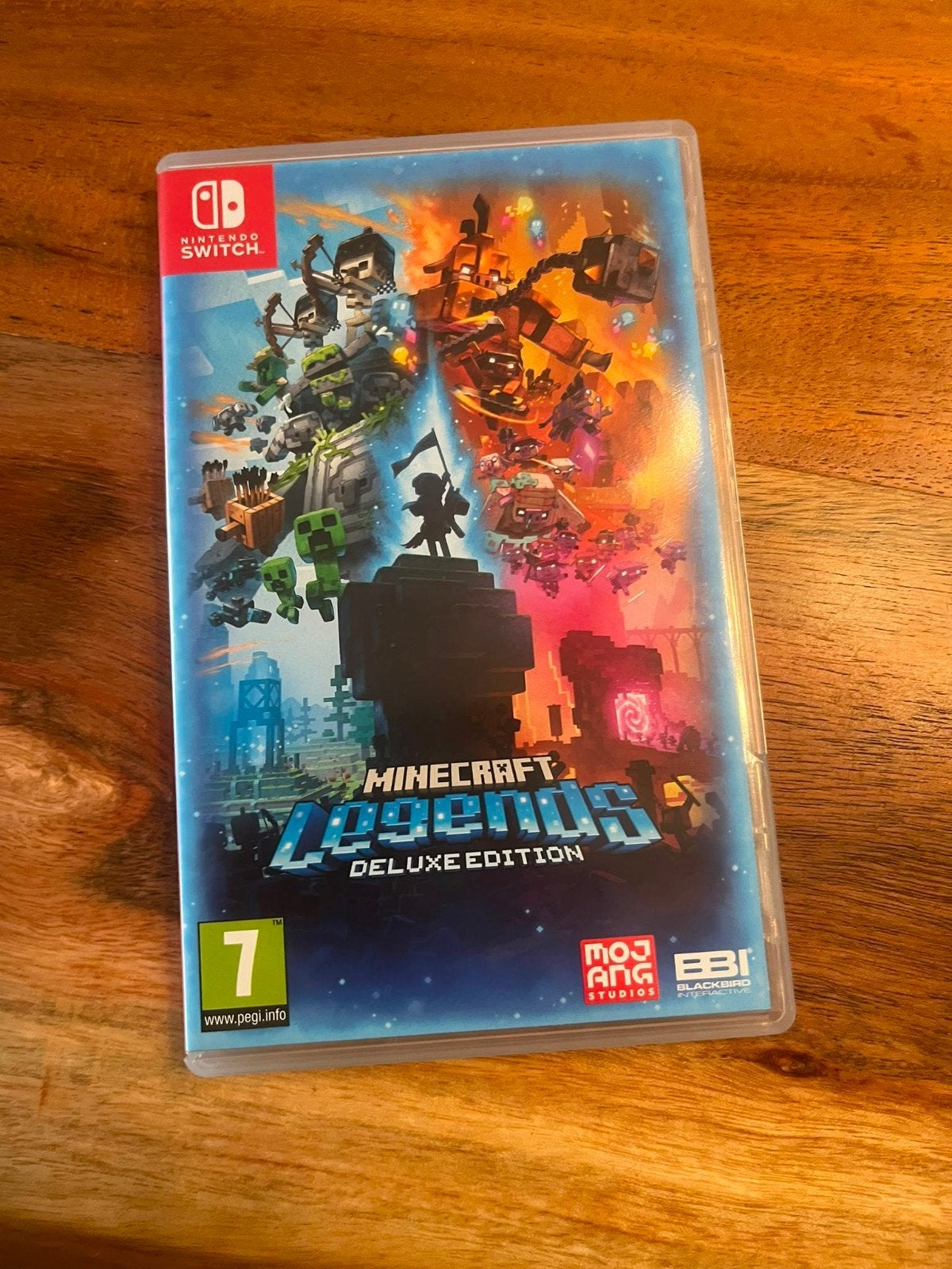 Minecraft Legends Deluxe Edition - Nintendo Switch, Spelcomputers en Games, Ophalen of Verzenden, Zo goed als nieuw, Switch Original