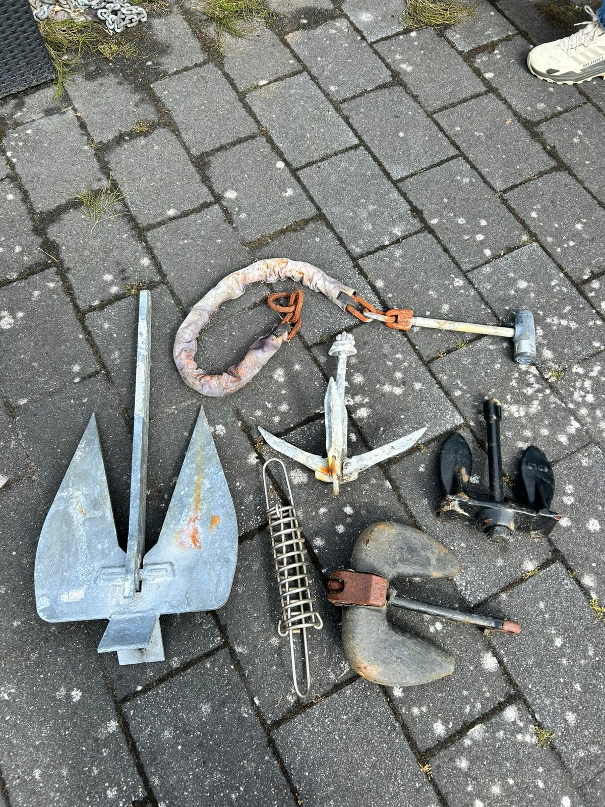 Verscheidene ankers en toebehoren, Ophalen, Gebruikt, Ankeren en Afmeren, Zeilboot of Motorboot