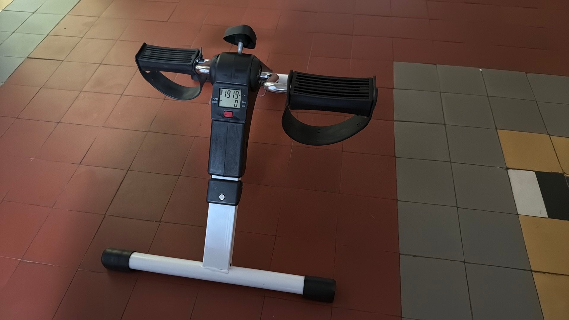 Virtufit Mini Bike - Compacte Hometrainer Stoelfiets, Sport en Fitness, Fitnessmaterialen, Ophalen of Verzenden, Zo goed als nieuw