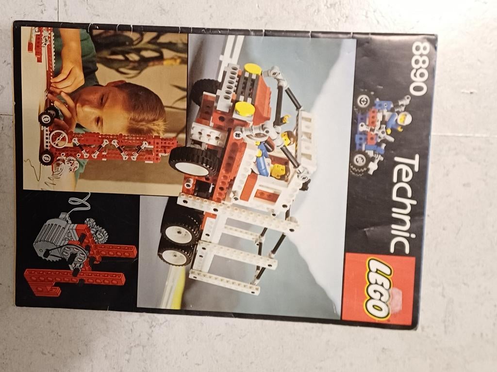 Lego Technic ideeënboek 8890 - Nette staat, Kinderen en Baby's, Speelgoed | Duplo en Lego, Ophalen of Verzenden, Gebruikt, Lego