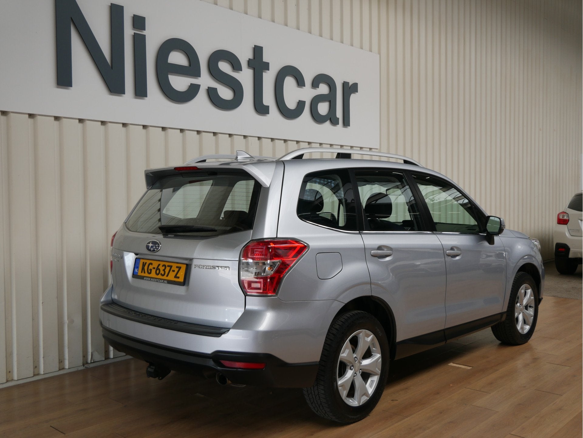 Subaru Forester 2.0 Luxury (bj 2015, automaat), Automaat, Automatische klimaatregeling, 4 cilinders, Bedrijf