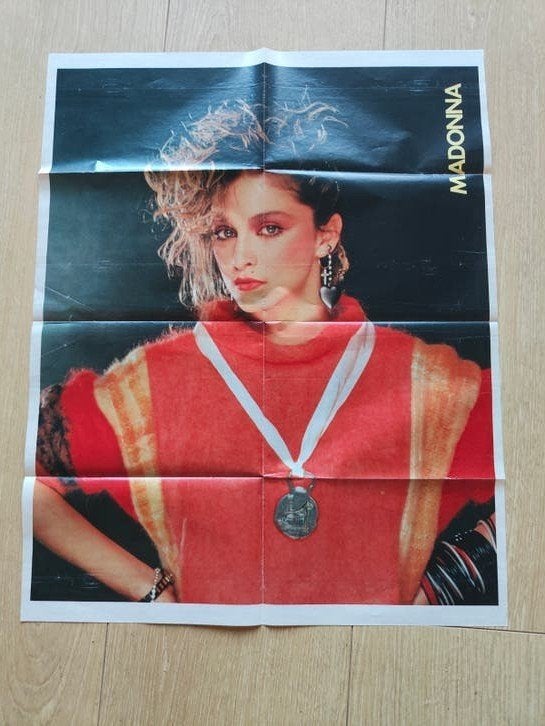 Supergrote Madonna poster uit de Hitkrant (2), Verzamelen, Tijdschriften, Kranten en Knipsels, Ophalen of Verzenden, 1980 tot heden