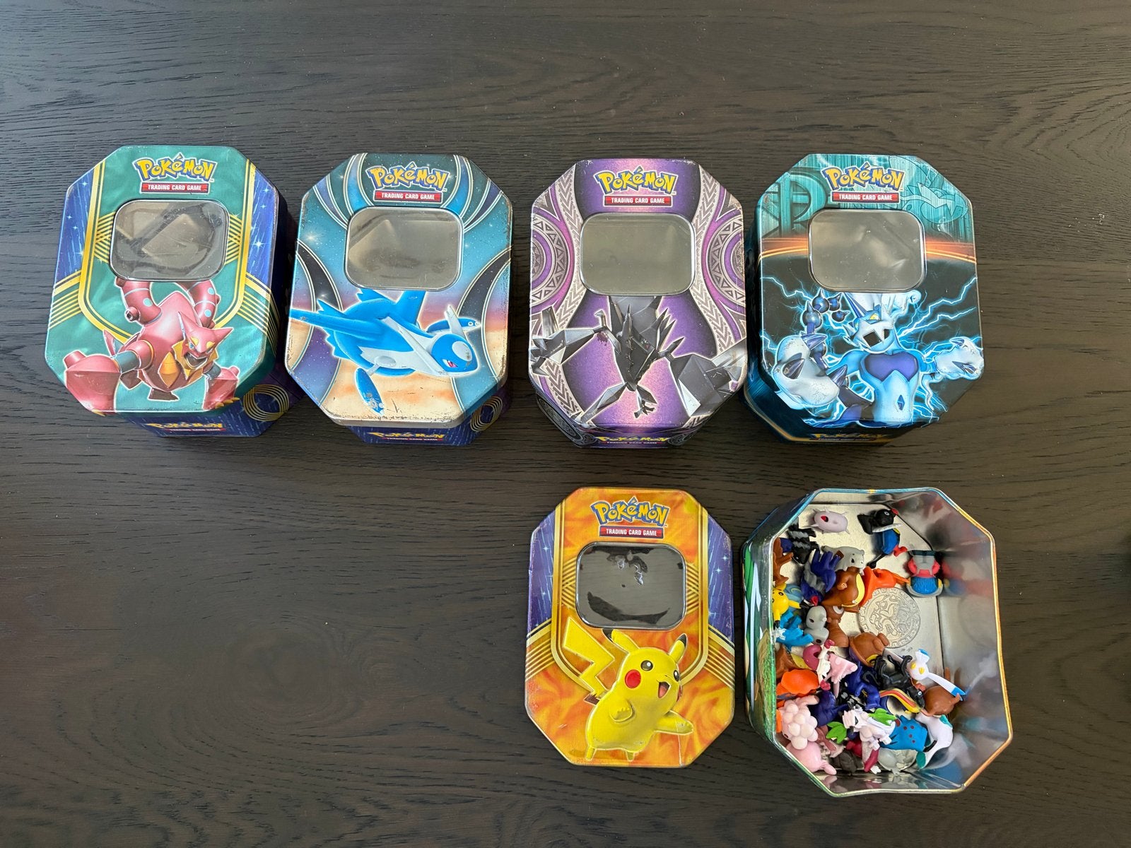Pokémon verzameling: blikken, knuffel en figuren, Hobby en Vrije tijd, Ophalen of Verzenden, Gebruikt, Overige typen