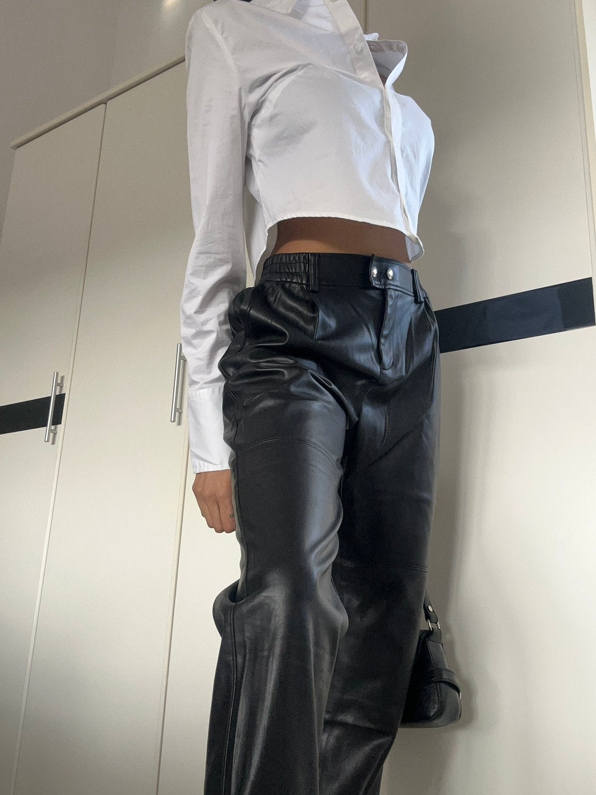 Zwarte imitatieleer broek  (faux leather) - Maat S, Kleding | Dames, Zwart, Zo goed als nieuw, Maat 36 (S), Lang