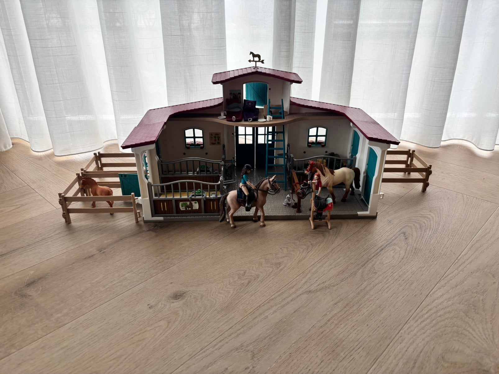Schleich manege, Verzamelen, Poppenhuizen en Toebehoren, Ophalen, Gebruikt, Poppenhuis