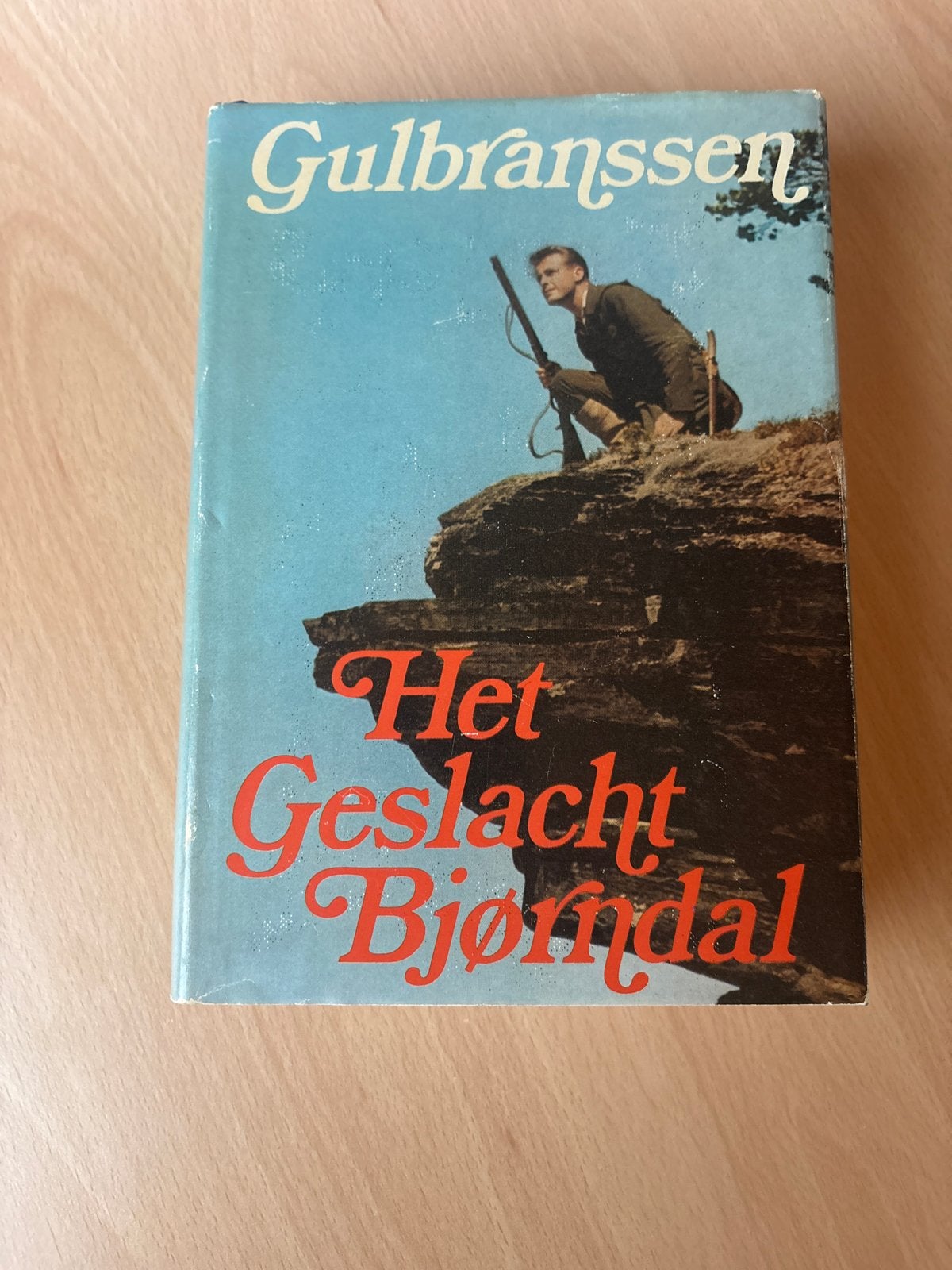 Het Geslacht Bjørndal - Trygve Gulbranssen, Boeken, Verzenden, Gelezen, Europa overig