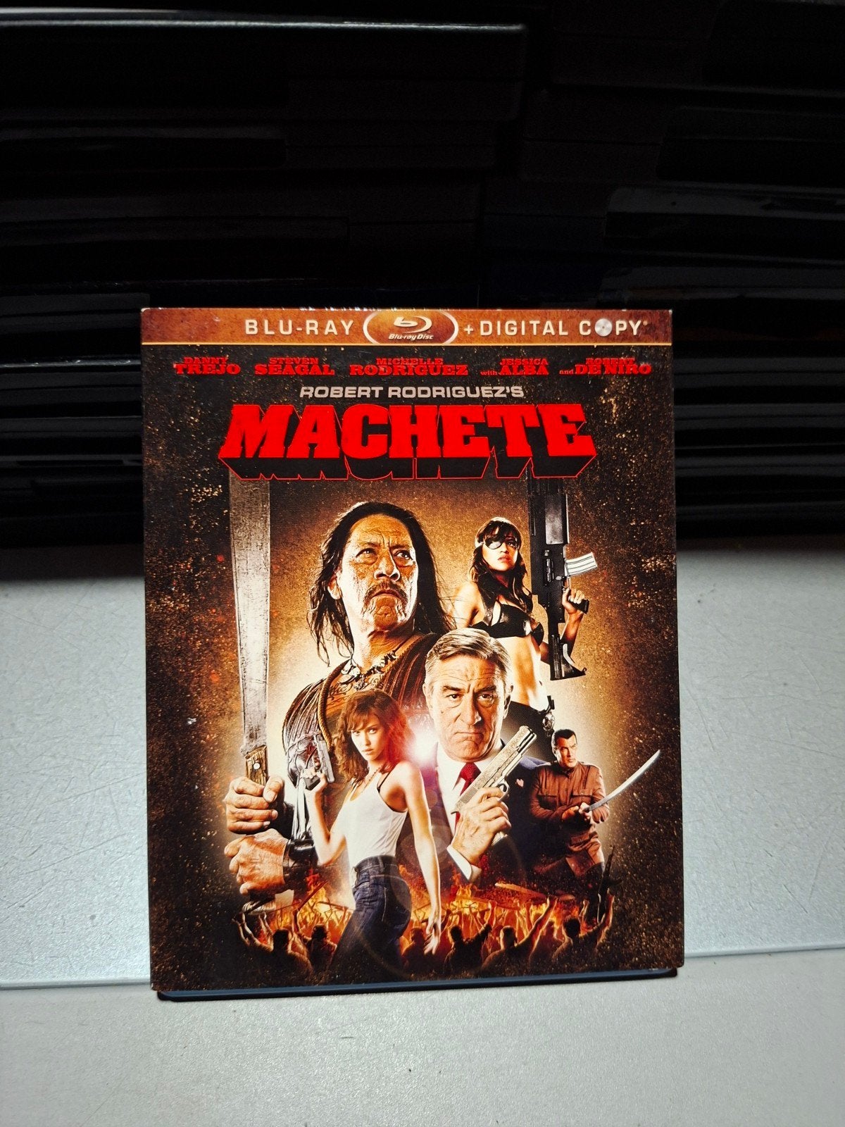 Machete Blu-ray + Digital Copy - Actiethriller, Engels, Vanaf 16 jaar, Ophalen of Verzenden, Zo goed als nieuw