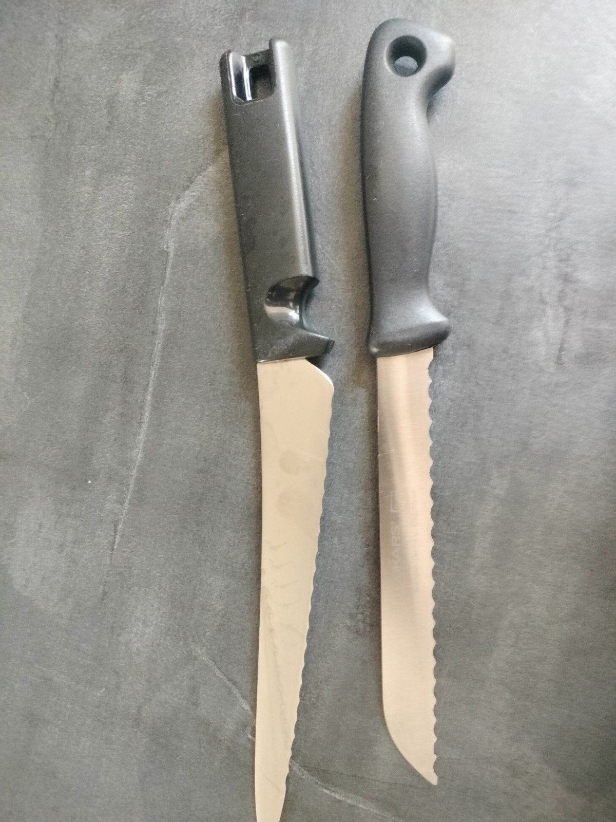 Set van 2 handige kartelmessen (IKEA & Fiskars) –Vlijmscherp, Overige typen, Ophalen, Gebruikt