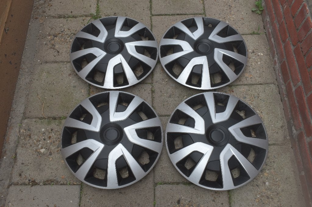 Set van 4 Universele wieldoppen 16 inch, Auto diversen, Wieldoppen, Ophalen of Verzenden, Gebruikt