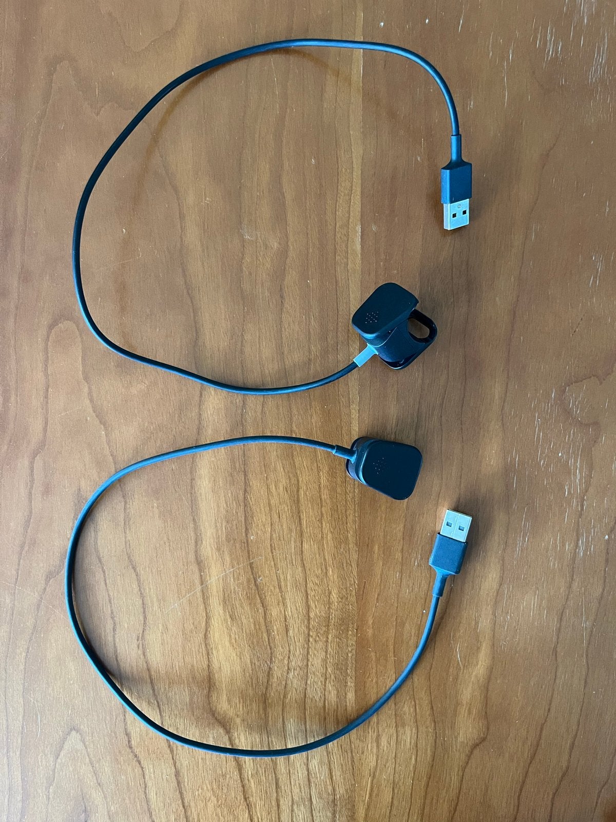 Fitbit Oplader USB Kabel (2 stuks), Ophalen of Verzenden, Gebruikt, Oplader