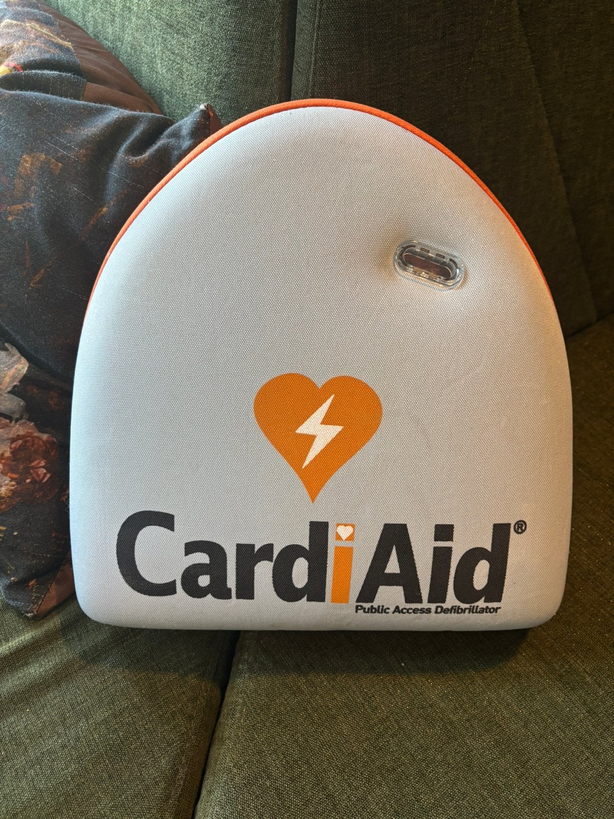 CardiAid AED – Goed onderhouden – Inclusief accessoires, Diversen, Ophalen of Verzenden, Gebruikt