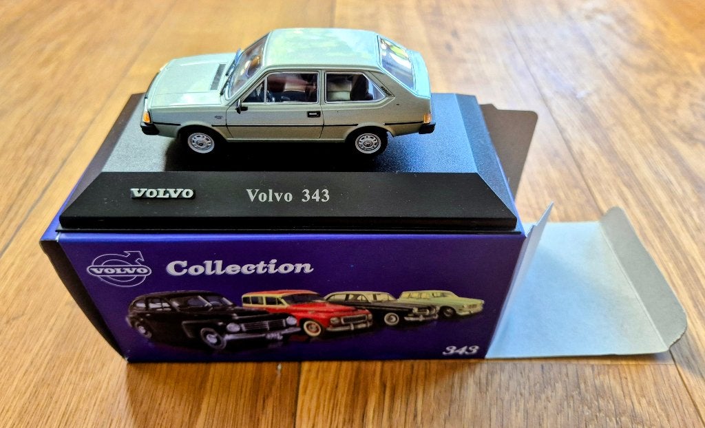 Volvo Collection 343, zilvergrijs, Ophalen of Verzenden, Nieuw, Auto, Overige merken