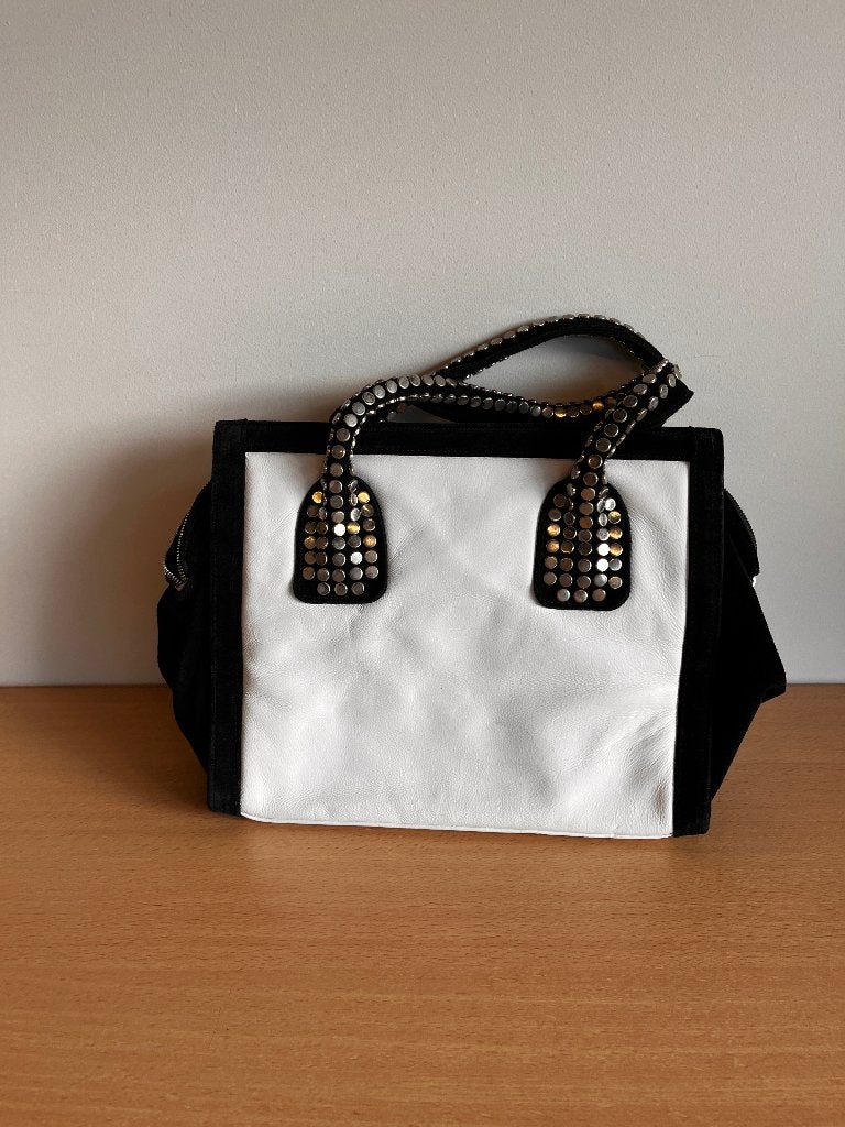 Handtas Zwart/Wit met Zilveren Studs, Ophalen, Zo goed als nieuw, Overige kleuren, Handtas