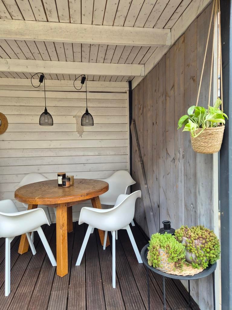 Ronde landelijke eettafel van eikenhout - binnen gestaan, Huis en Inrichting, Ophalen, 100 tot 150 cm, Vier personen, Eikenhout