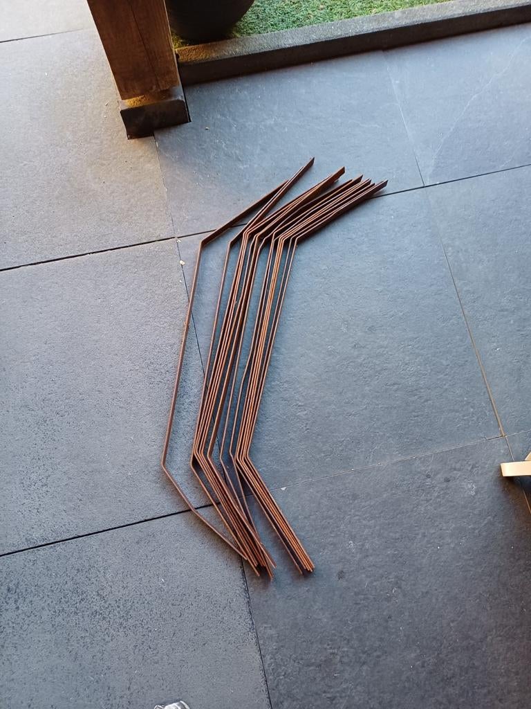 Ijzers voor katten gaas, Doe-het-zelf en Verbouw, Metalen, Ophalen of Verzenden