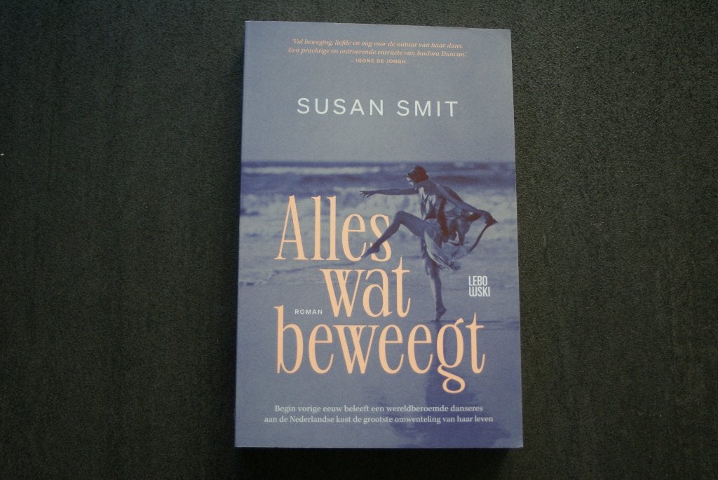 ALLES WAT BEWEEGT..... Susan Smit.. (2024), Ophalen of Verzenden, Zo goed als nieuw, Nederland, Susan Smit