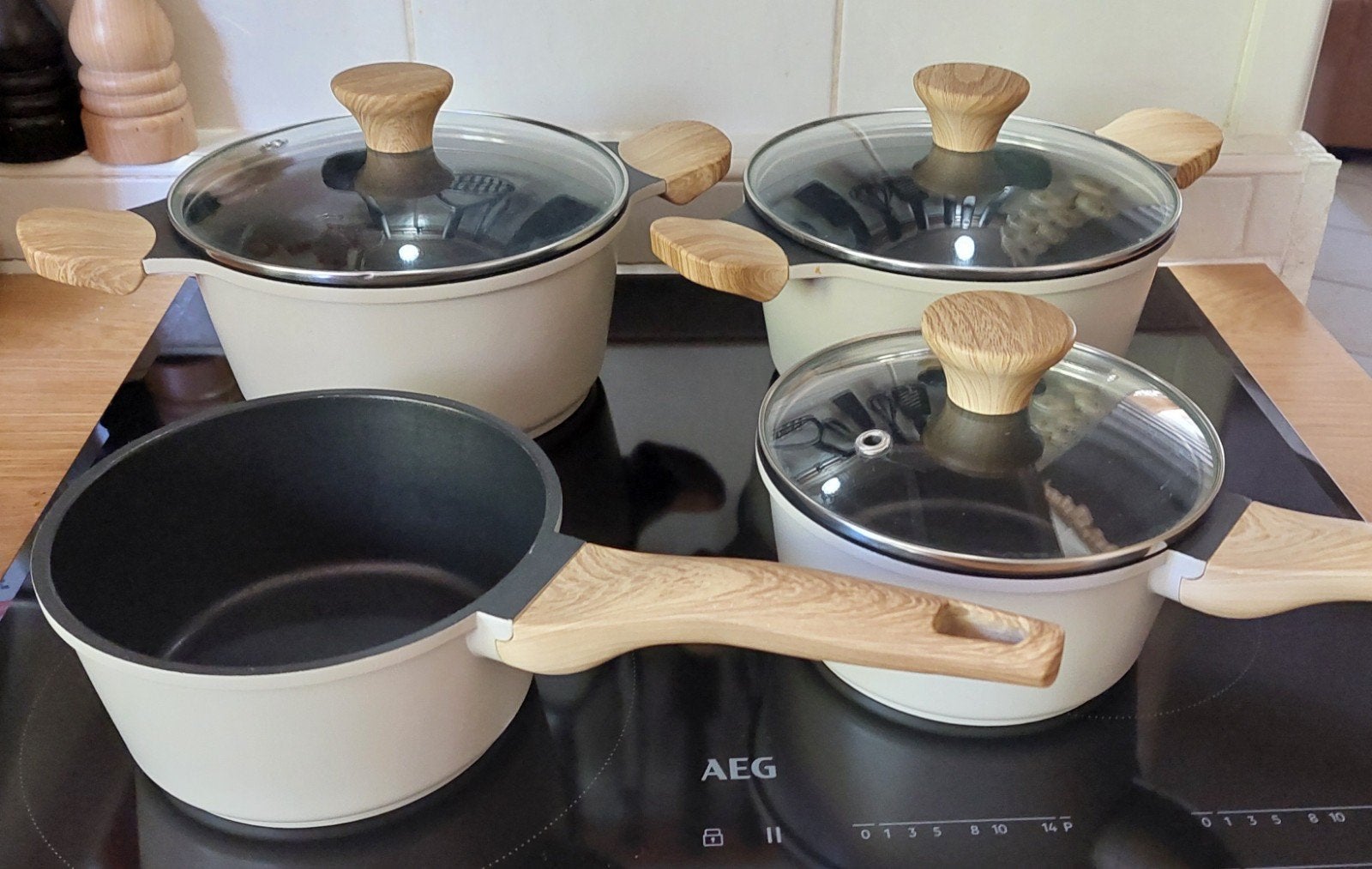 Pannenset, Ernesto, crème kleurig, zgan., Ophalen, Zo goed als nieuw, Rvs, Pannenset