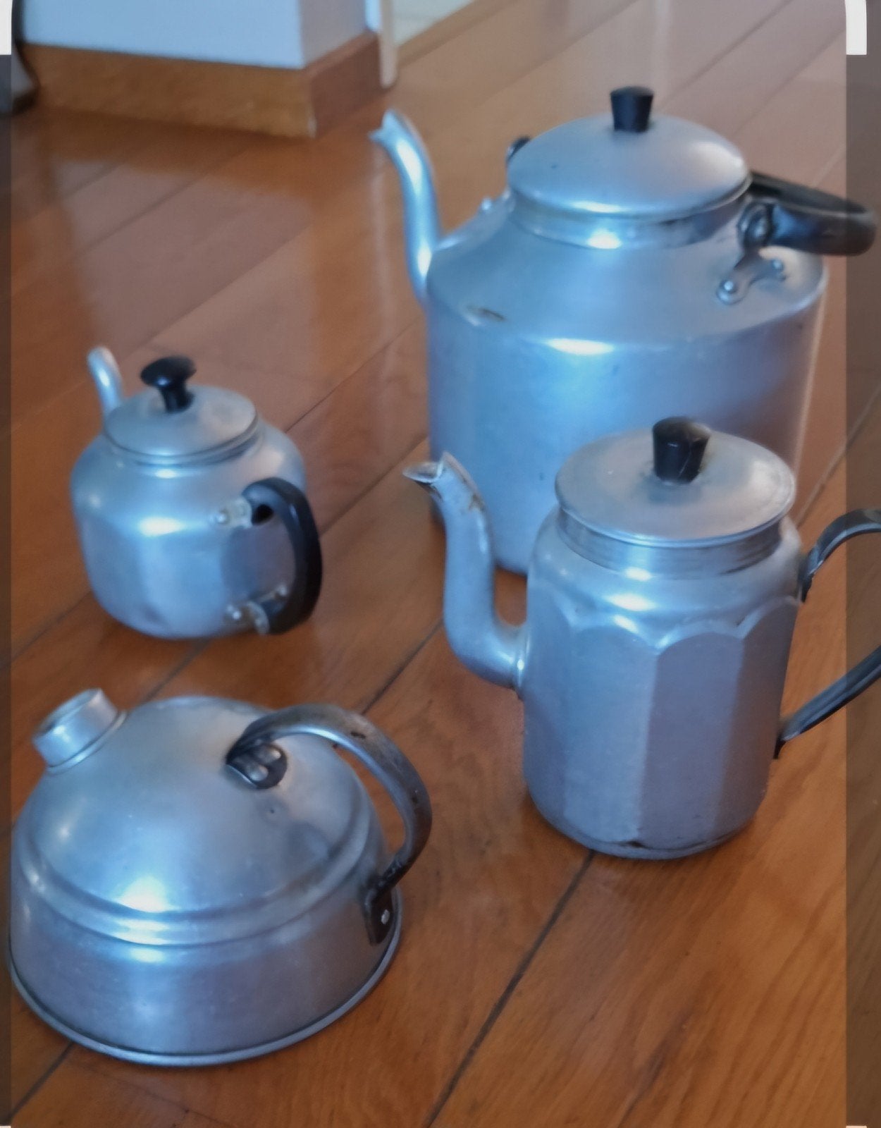 Vintage aluminium theepotten en waterketels set, Antiek en Kunst, Ophalen