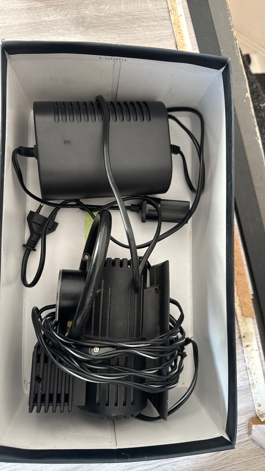 12v klein compressor + 220 - 12v, Ophalen of Verzenden, Zo goed als nieuw