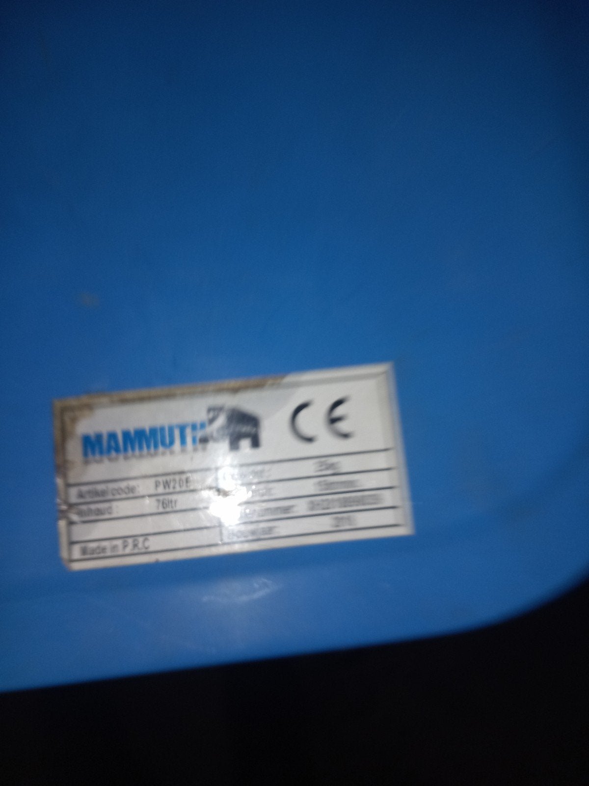 ontvetterbak 220v, Ophalen