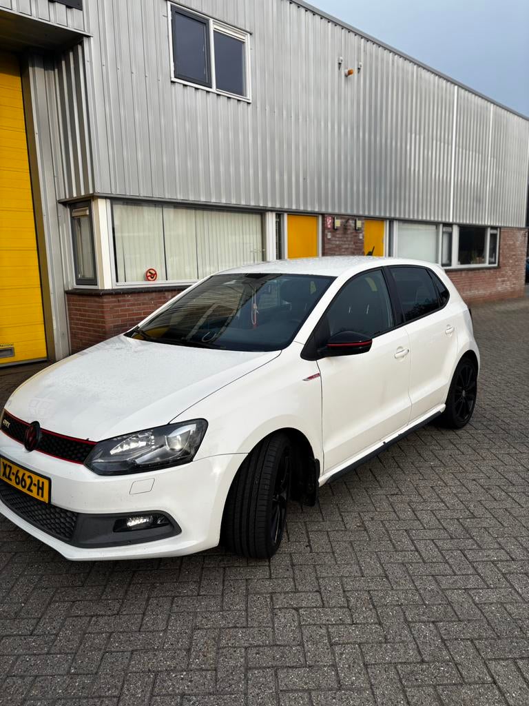 Volkswagen Polo 1.4 TSI 132KW DSG 2011 Wit, Auto's, 1169 kg, 4 cilinders, 179 pk, Wit