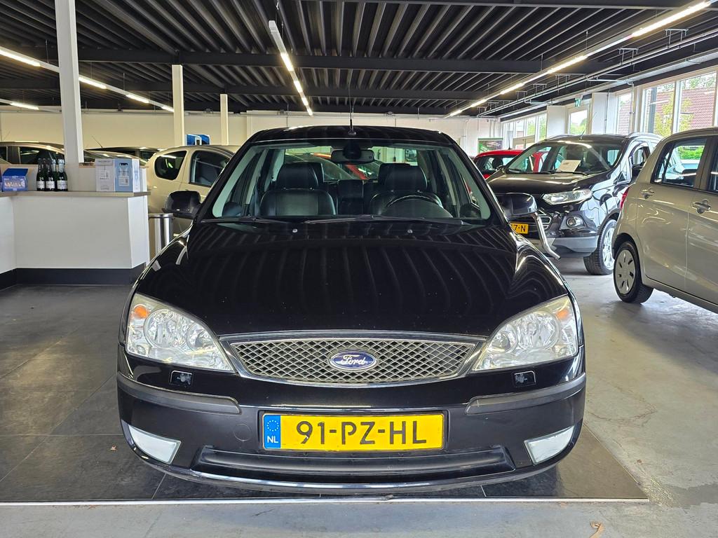 Ford Mondeo 2.0-16V Futura/AUTOMAAT/AIRCO/CRUISE/, Auto's, Ford, Zwart, Mondeo, Zwart, Bedrijf
