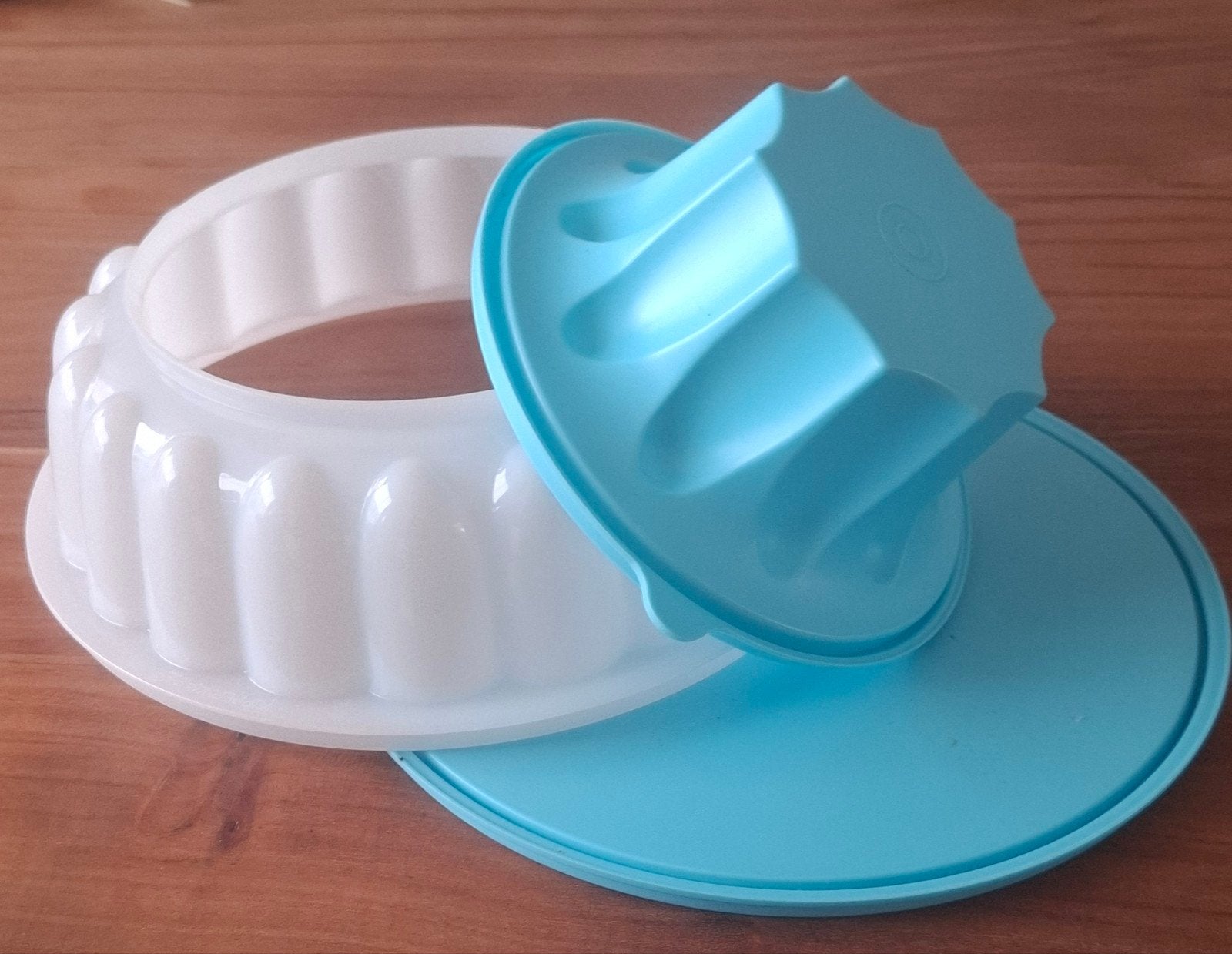 Tupperware Puddingvorm / Geleivorm met deksel, Huis en Inrichting, Keuken | Tupperware, Ophalen of Verzenden, Nieuw