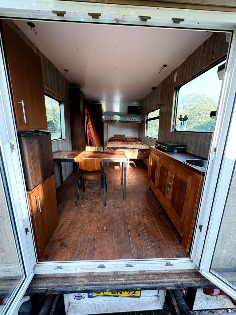 Unieke Tiny House met vaste staanplaats in Roelofarendsveen, Huizen en Kamers, Recreatiewoningen te koop