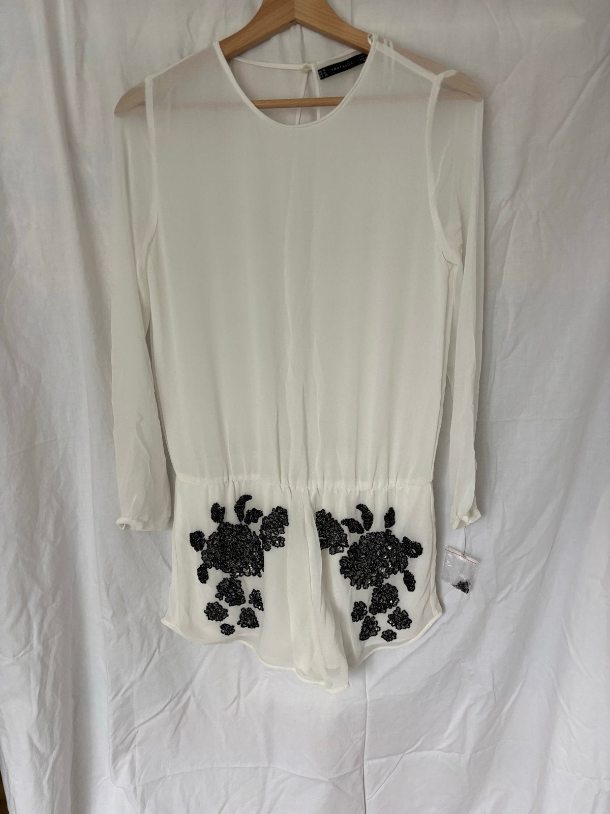 Zara Playsuit met pailletten - Maat S, Ophalen of Verzenden, Zo goed als nieuw, Maat 36 (S), Wit