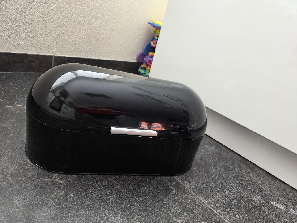 Kuppels brood bewaardoos met retro uitstraling, Broodtrommel, Ophalen of Verzenden, Zo goed als nieuw, Zwart