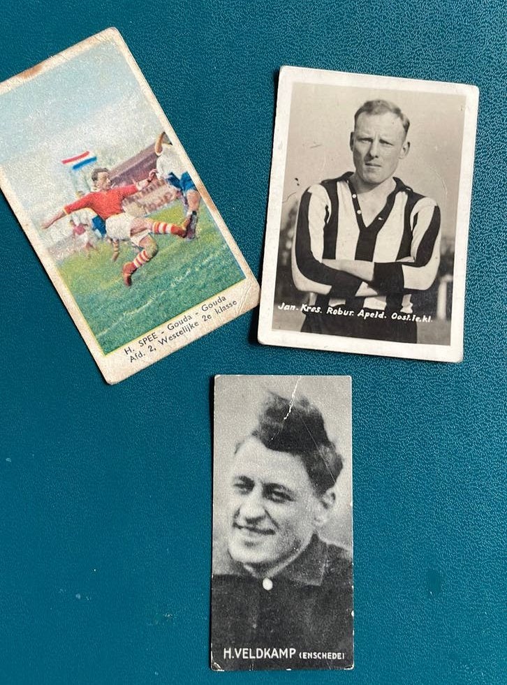 Lot (3) oude voetbal plaatjes-foto’s, Ophalen of Verzenden, Gebruikt, Overige typen
