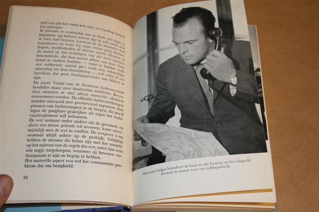 Boek. De gletsjerpiloot. Hermann Geiger., Gebruikt, Schaalmodel, N.v.t., N.v.t.