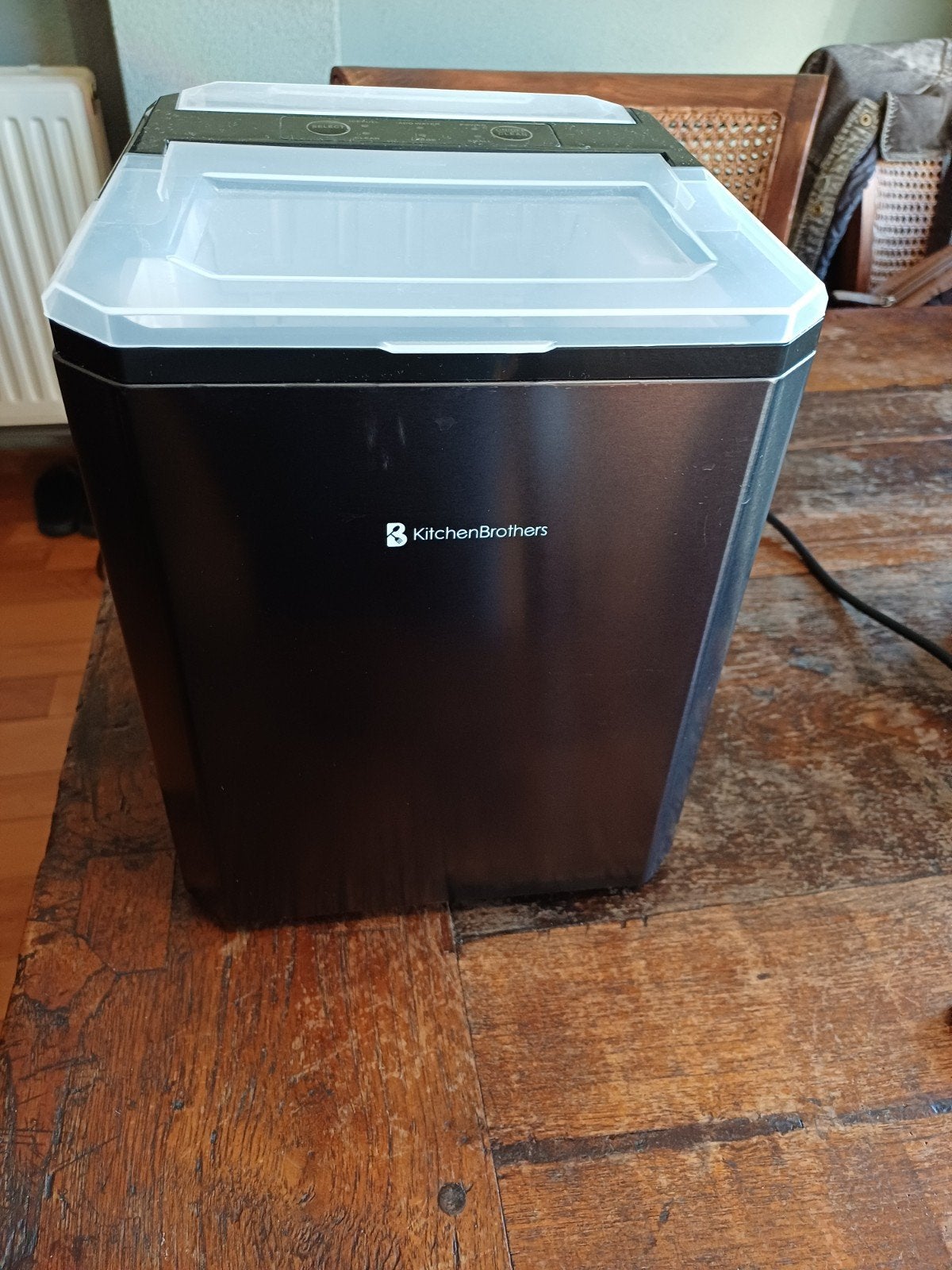 ijsblokjesmachine Kitchen Brothers, Ophalen, Zo goed als nieuw