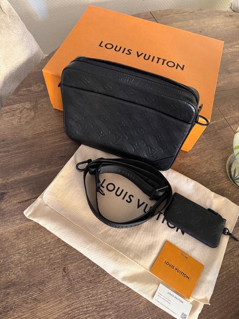 Louis Vuitton Duo Messenger Bag, Overige merken, Zwart, Nieuw, Ophalen of Verzenden