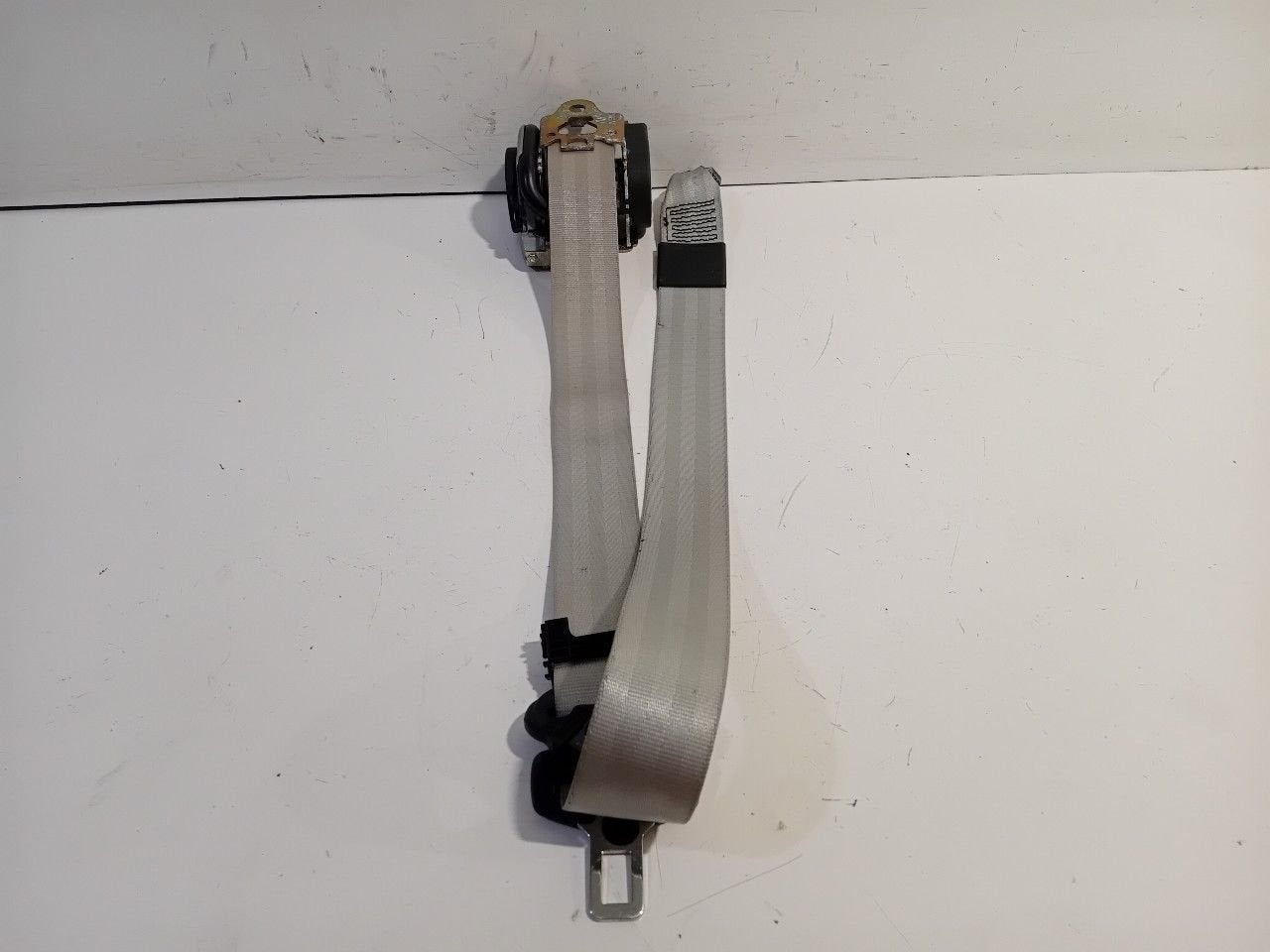 Veiligheidsgordel rechts voor Audi RS 6, Onderdelen@venauto.nl, Van der Ven Autorecycling B.V., Gebruikt, Ettenseweg 76, 4706 PB Roosendaal, The Netherlands