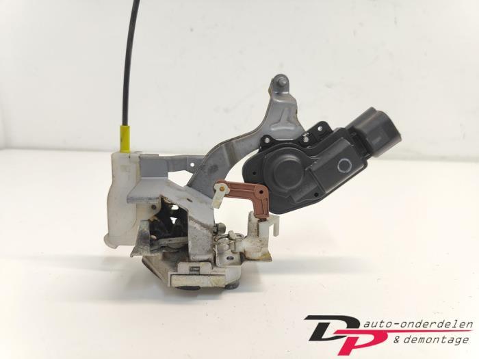 Deurslot Mechaniek 4Deurs rechts-achter van een Peugeot 107, Gebruikt, -, -, Ophalen of Verzenden