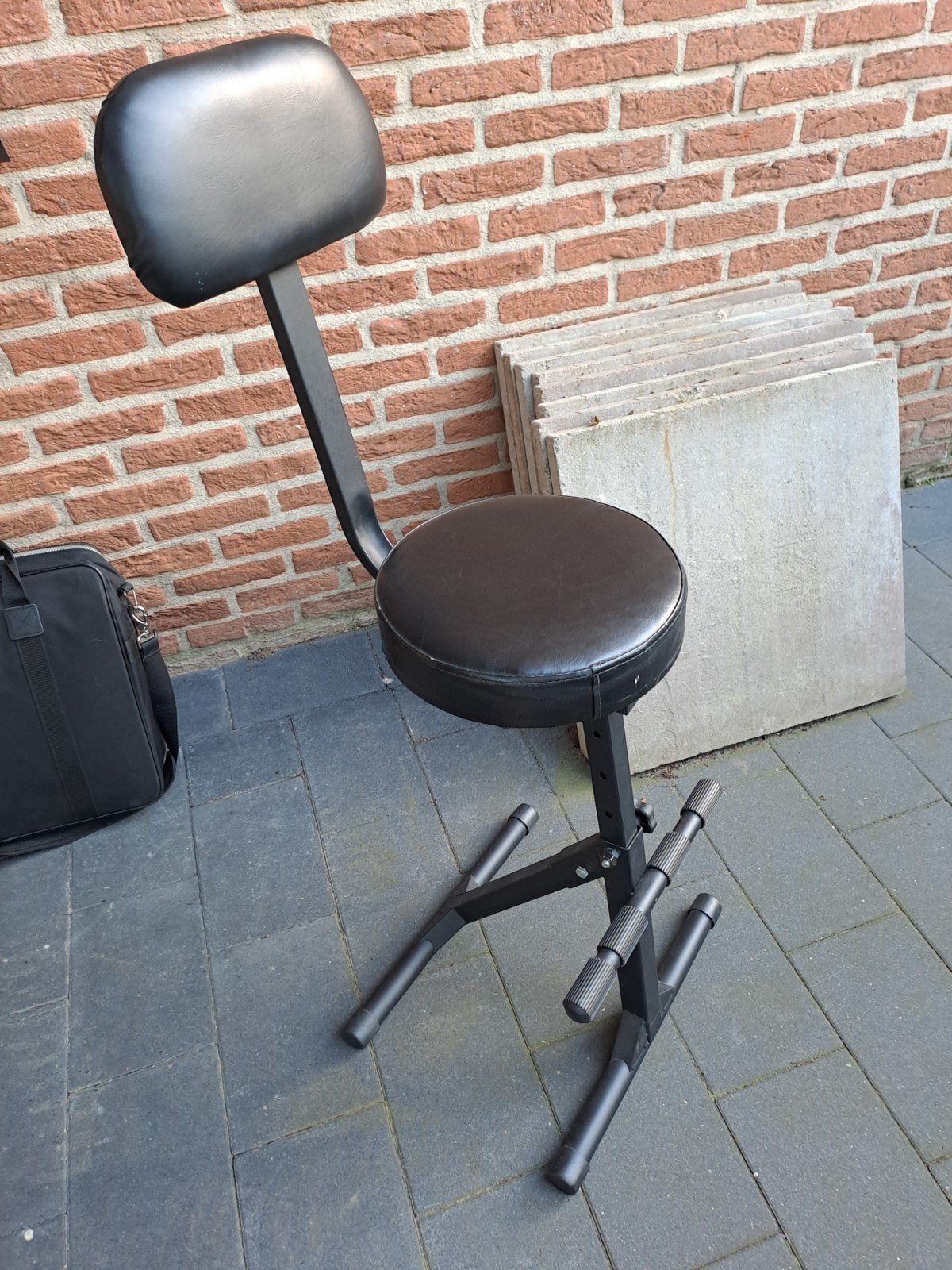 Gitaarkruk met rugleuning - Comfortabel en verstelbaar, Ophalen, Gebruikt, Overige typen