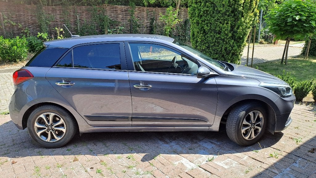 Hyundai i20 1.0 T-gdi 100PK Aut 2019 Grijs, Auto's, Hyundai, Sound system, 49 €/maand, Origineel Nederlands, Grijs