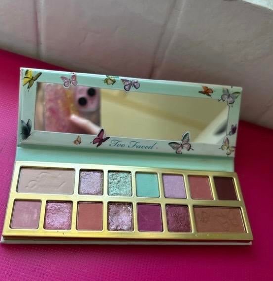 Too Faced Ethereal Eyeshadow Palette - Nieuwstaat, Ophalen of Verzenden, Zo goed als nieuw, Make-up, Overige kleuren