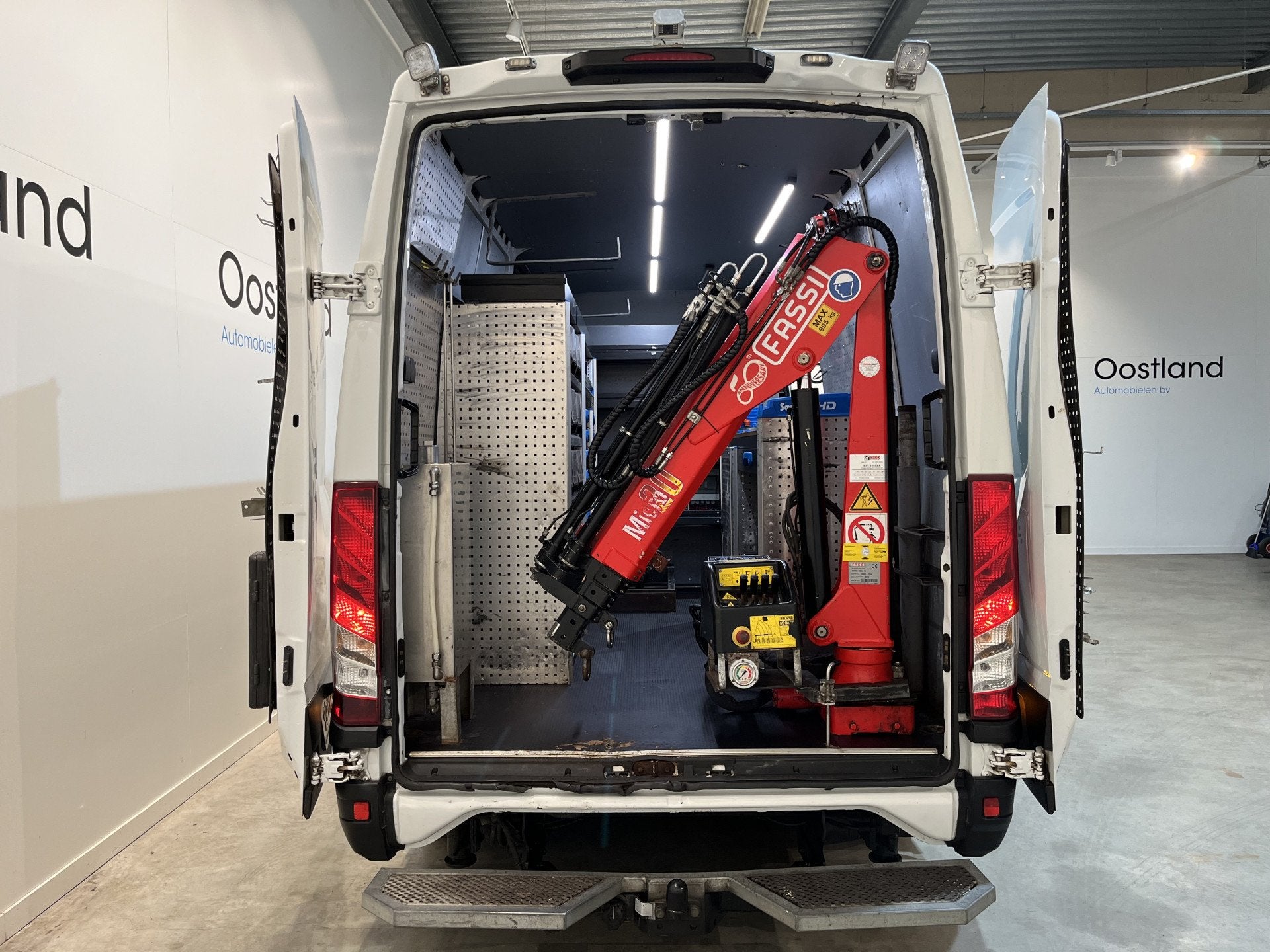 Iveco DAILY, 50C18 L3H3 180 PK Automaat Servicebus / Sortimo, Auto's, Vrachtwagens, Automaat, Stof, Iveco, 179 pk