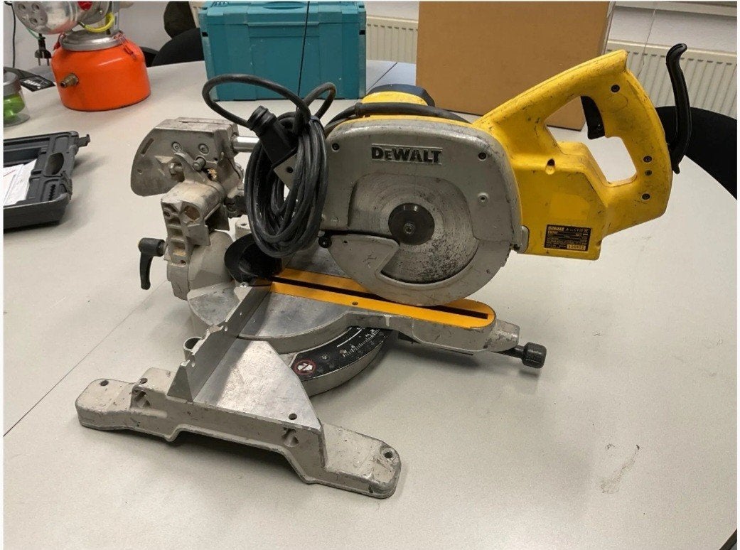 DeWalt DW707 Afkortzaag, Ophalen, Gebruikt, DeWalt, Afkortzaag