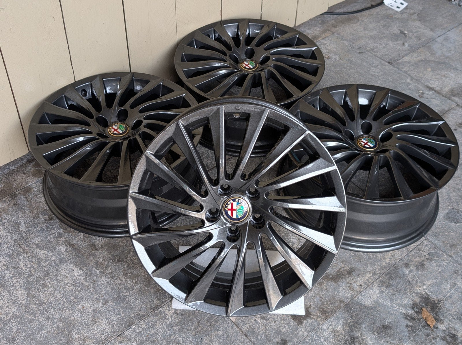 Nieuw opgemaakte Turbina velgen voor Alfa Romeo Giulietta, Ophalen, 18 inch, Velg(en), Nieuw