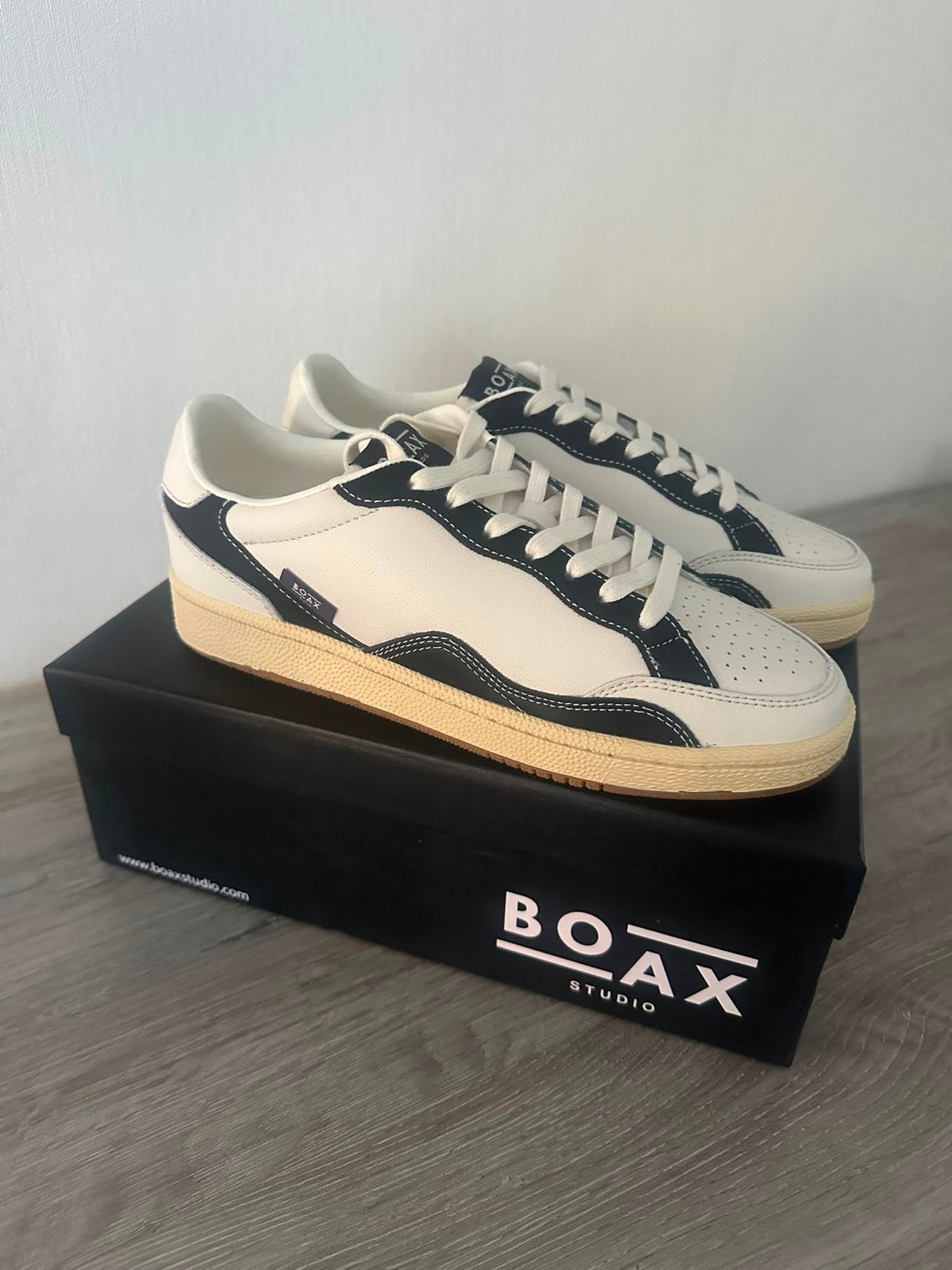 Nieuwe Boax Studio sneakers zwart  beige  40, Ophalen of Verzenden, Nieuw, Zwart, Sneakers of Gympen